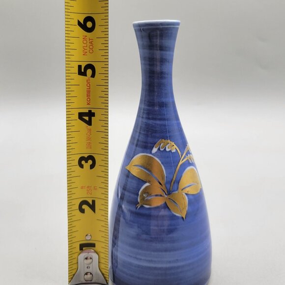 Japanese Porcelain Bud Vase Blue With Gold Floral Design - Picture 9 of 9